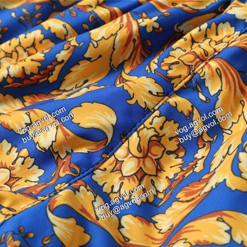  大特価 ヴェルサーチVERSACE 絶大な人気を誇る 2021春夏 VERSACEブランドスーパーコピー