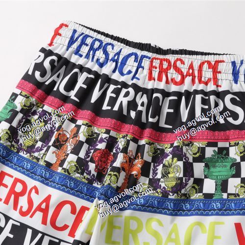  VERSACEブランド 偽物 通販 2021春夏 絶妙なルーズ感 ヴェルサーチVERSACE 個性派