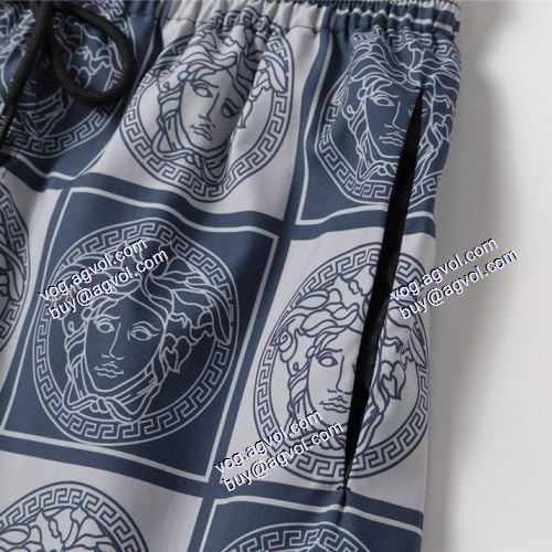  欧米韓流/雑誌 2021春夏 ヴェルサーチVERSACE バランス良い VERSACEスーパーコピー 激安