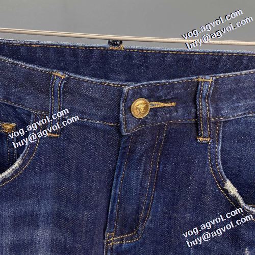 柔らかな質感 2021秋冬 ヴェルサーチ偽物ブランド ヴェルサーチVERSACE デニムパンツ ぐんぐん伸びるストレッチなデニム シンプル