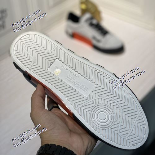 上品上質2021秋冬 Off-Whiteブランド コピー  当季のファッションは百着必選款ですよ生地 オフホワイトランニングシューズ