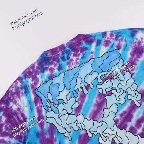 落ち着いた感覚 2021春夏 オフホワイト半袖Tシャツ生地がたれ感抜群で仕立てが細かい Off-Whiteスーパーコピー 激安