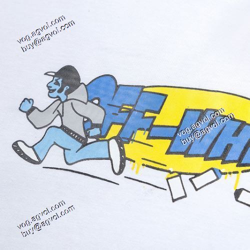 2021春夏 Off-Whiteブランド コピー オフホワイト半袖Tシャツ 大人気☆NEW!! 大気文字のプリント装飾が風変わりな感じを与える
