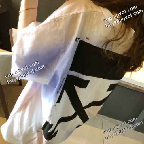 耐久性のある 2021春夏 Off-White オフホワイト 半袖Tシャツ オフホワイトブランドスーパーコピー バリエーションに富む 男女兼用
