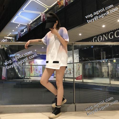 耐久性のある 2021春夏 Off-White オフホワイト 半袖Tシャツ オフホワイトブランドスーパーコピー バリエーションに富む 男女兼用
