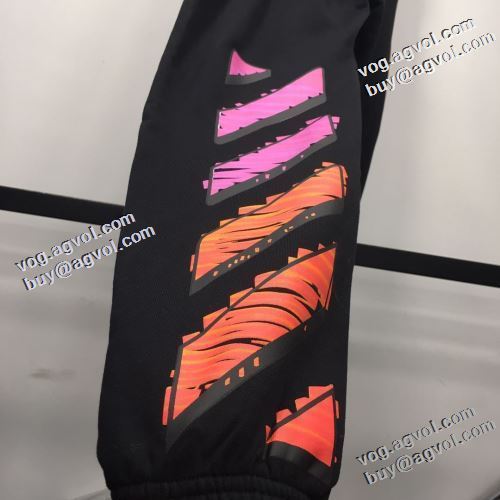 程よい色落ち感 オフホワイト偽物ブランド 2021秋冬 Off-White オフホワイト スエットパンツ 海外限定ライン 定番ボトム