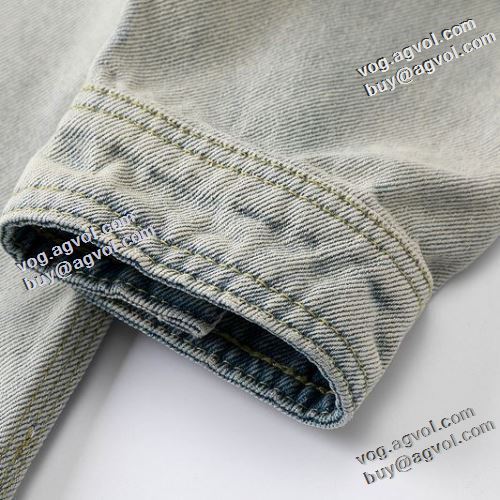 オフホワイトスーパーコピー 激安 上品上質 おしゃれな装い 2022新作 Off-White オフホワイト 高級感漂わせる デニムジャケット