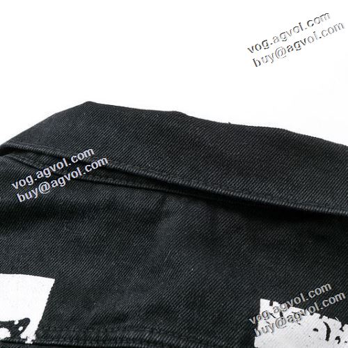 セレブ愛用の超人気商品 2022新作 Off-White オフホワイト デニムジャケット オフホワイトブランドコピー 楽に着用出来る プリント柄