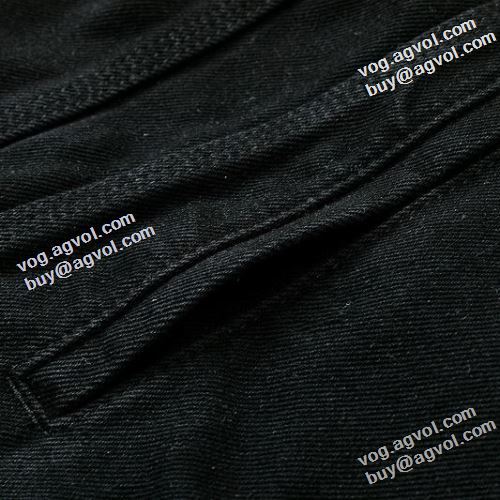 セレブ愛用の超人気商品 2022新作 Off-White オフホワイト デニムジャケット オフホワイトブランドコピー 楽に着用出来る プリント柄