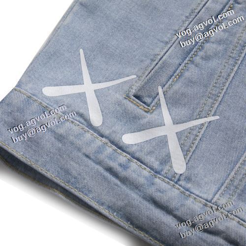 堪能できるコート オフホワイトブランド 偽物 通販 2022新作 Off-White オフホワイト デニムジャケット 今一番HOTな新品 大花プリント 2色可選