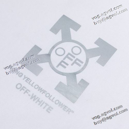 ジップパーカー 優しい色合い 2022新作 オフホワイトコピーブランド Off-White オフホワイト プルオーバーパーカー 幅広いジャンル 2色可選