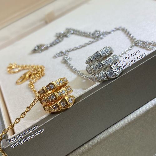 優美なお出かけスタイル ブルガリ BVLGARI 2021春夏 ペンダントトップ 2色可選 ブルガリスーパーコピー 激安