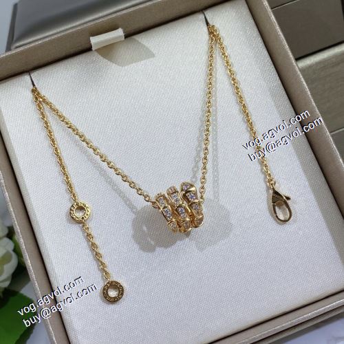 優美なお出かけスタイル ブルガリ BVLGARI 2021春夏 ペンダントトップ 2色可選 ブルガリスーパーコピー 激安