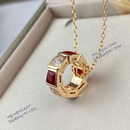 2021春夏 ペンダントトップ 2色可選 ブルガリスーパーコピー 秋のお出かけに最適 ブルガリ BVLGARI