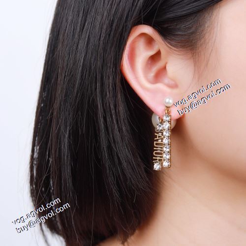 重宝するアイテム ディオール DIOR 2021春夏 ピアス DIORブランド コピー