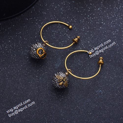 ディオール DIOR 2021春夏 ピアス 2年以上連続１位獲得 DIORブランドコピー 存在感◎