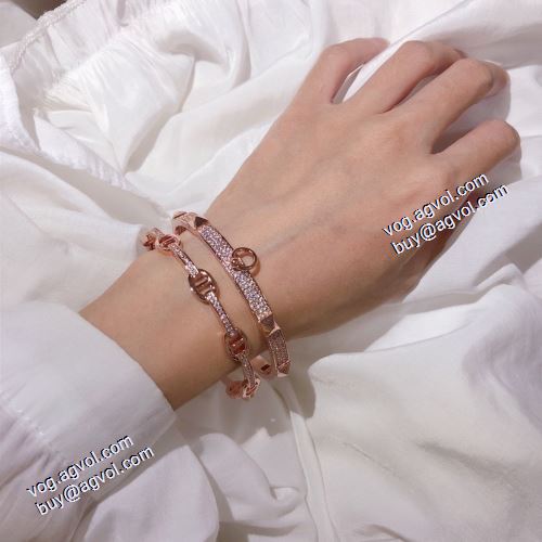 機能性も備えたアイテム 2021春夏 バングル 3色可選 エルメス HERMES 偽物ブランド 数に限りがある 