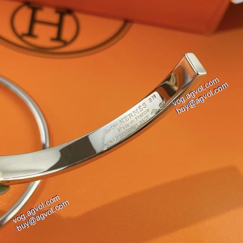 高級感漂わせる バングル エルメス HERMES 2021春夏 2色可選 HERMESスーパーコピー 