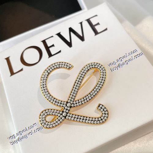 著名人の着用 ロエベ LOEWE 2021春夏 ブローチ LOEWEスーパーコピー 激安 