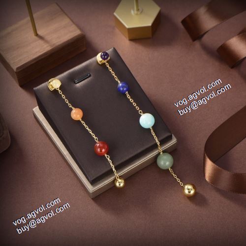  絶大な人気を誇る ロエベ LOEWE 2021 ロングピアス LOEWE偽物ブランド