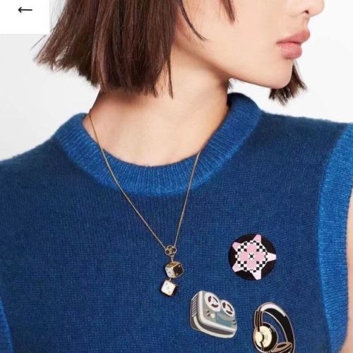 2022新作 ルイ ヴィトン LOUIS VUITTON ペンダントトップ コンビカラー ルイ ヴィトンブランド コピー プレゼントに最適 海外セレブ愛用