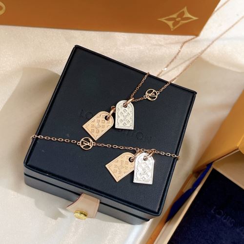 2色可選 2022新作 ルイ ヴィトン LOUIS VUITTON ペンダントトップ コンビカラー 別注/受注 大好評 ルイ ヴィトンスーパーコピー 激安