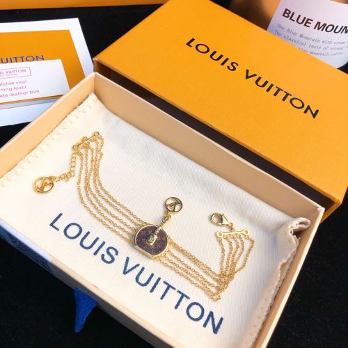 2022新作 腕の存在感抜群 繊細な細工 ルイ ヴィトン LOUIS VUITTON ブレスレット コスパ最高のプライス ルイ ヴィトンスーパーコピー 激安