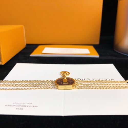 2022新作 腕の存在感抜群 繊細な細工 ルイ ヴィトン LOUIS VUITTON ブレスレット コスパ最高のプライス ルイ ヴィトンスーパーコピー 激安