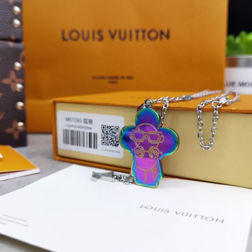 ルイ ヴィトンブランド 偽物 通販 運気アップ プレゼントに最適 2022新作 ルイ ヴィトン LOUIS VUITTON ペンダントトップ コンビカラー 個性的なデザ