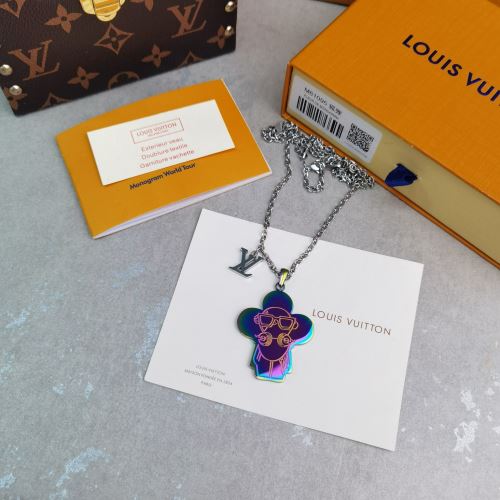 ルイ ヴィトンブランド 偽物 通販 運気アップ プレゼントに最適 2022新作 ルイ ヴィトン LOUIS VUITTON ペンダントトップ コンビカラー 個性的なデザ