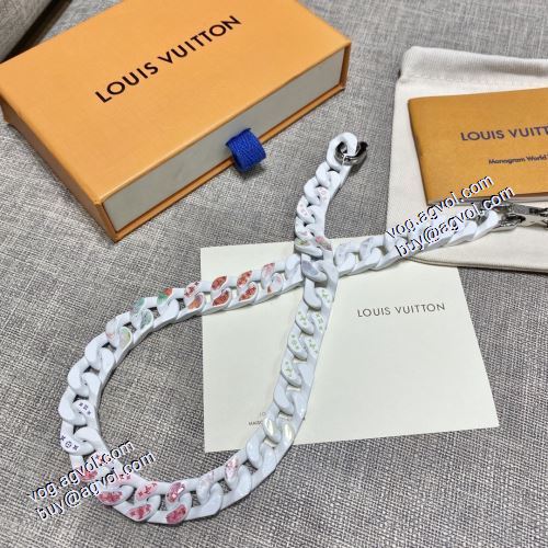 ネックレス LOUIS VUITTONブランドコピー 存在感のある ルイ ヴィトン LOUIS VUITTON 2021春夏