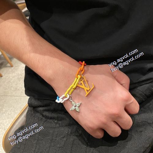 個性派  ルイ ヴィトン LOUIS VUITTON 2021春夏 ブレスレット LOUIS VUITTONスーパーコピー ファッション 人気