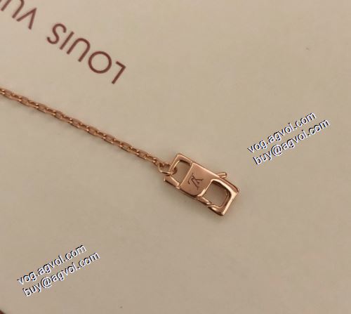 特別人気感謝SALEルイ ヴィトン LOUIS VUITTON 2021春夏 ブレスレット ルイ ヴィトンスーパーコピー 上品な輝きを放つ形