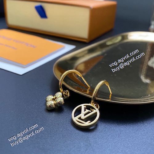 お洒落に魅せる ルイ ヴィトン LOUIS VUITTON 2021春夏 ピアス LOUIS VUITTONブランドコピー 人気ブランド