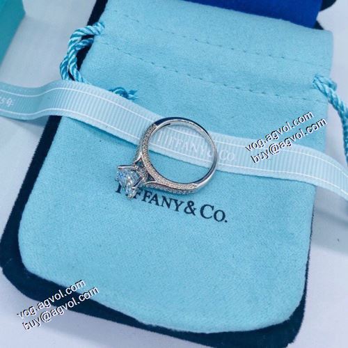 プレゼントに ティファニー Tiffany&Co 2021春夏 リング/指輪 TIFFANY&COスーパーコピー 激安 幸運ロマンチックで完璧な贅沢なダイヤモンドの指輪