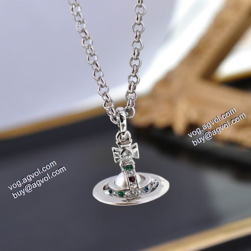 スタイリッシュな印象 2021 ヴィヴィアン ウエストウッド VIVIENNE WESTWOODコピー 2色可選 お洒落に魅せる ペンダントトップ プレゼントに最適
