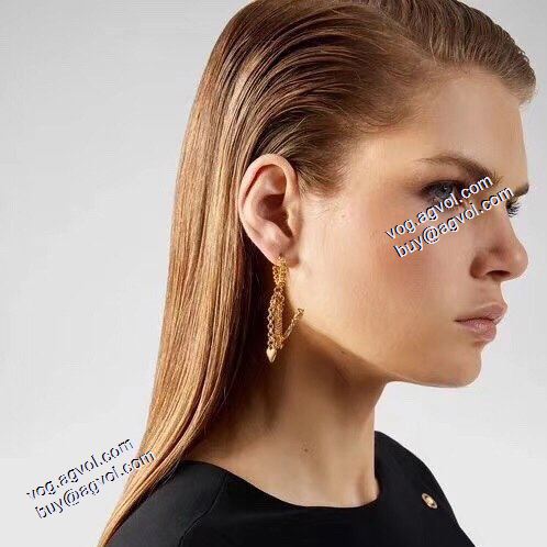 変わらない人気を誇る ヴェルサーチVERSACE 2021春夏 ピアス VERSACEブランド コピー お買い得品 