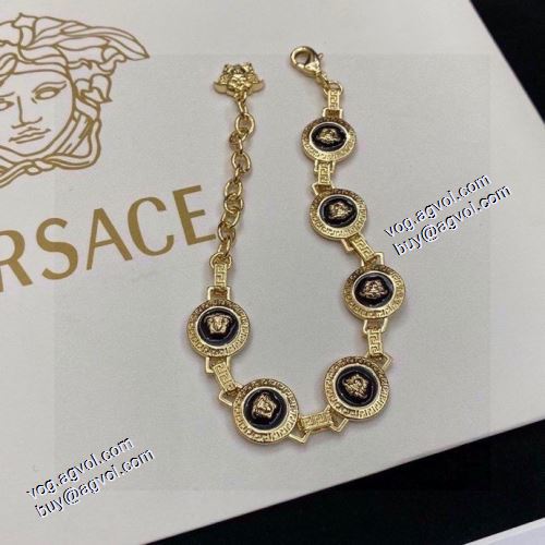 2021春夏 2年以上連続１位獲得 ネックレス ヴェルサーチVERSACE コピー ブランド 人気激売れ 