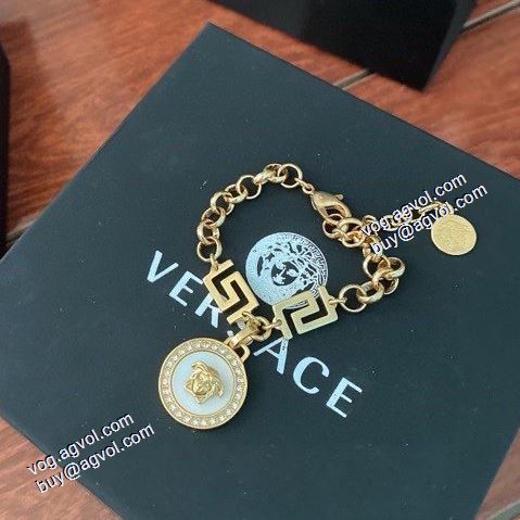 海外限定ライン ヴェルサーチVERSACE 2021春夏 ブレスレット VERSACEブランド 偽物 通販