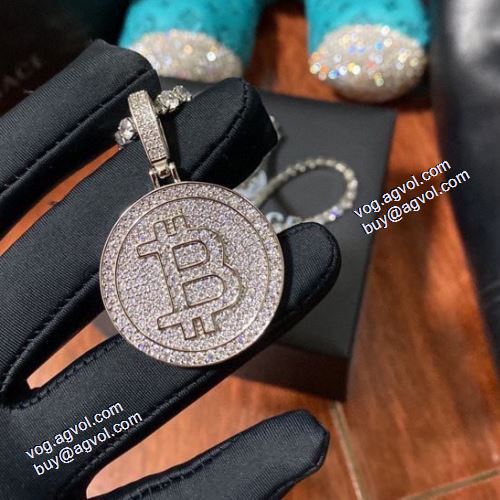 争奪戦必至 ヴェルサーチVERSACE 2021春夏 ネックレス VERSACE偽物ブランド 抜群の雰囲気が作れる!