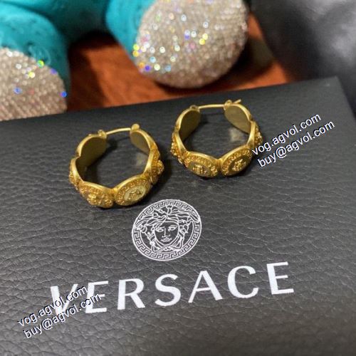 今一番HOTな新品  ヴェルサーチVERSACE 2021春夏 リング/指輪 VERSACEスーパーコピー SALE開催  