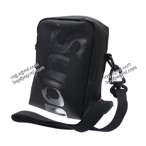 上品上質 Supreme 2021SS Neck pouch 迷彩 シュプリーム SUPREME ショルダーバッグ SUPREMEスーパーコピー 斜め掛けバッグ 4色可選