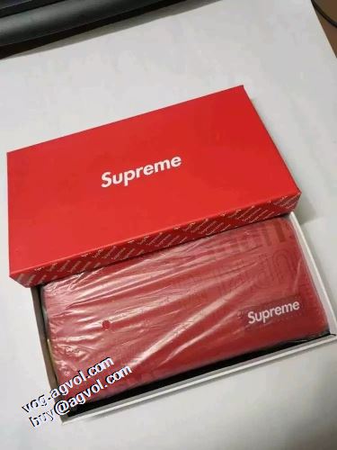 長財布 シュプリームスーパーコピー 激安 2021秋冬 シュプリーム SUPREME 2色可選 ラウンドファスナー 上品上質 なめらかな手触りのバッグ 紙幣入れ 大人のアイテム