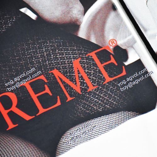 上質 大人気！シュプリーム Supreme 2021春夏  Anna Nicole Tee シュプリームコピー 半袖Tシャツ 2色可選 男女兼用