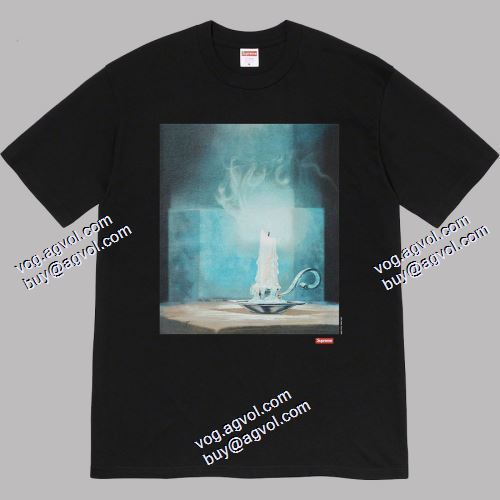 シュプリーム supreme 21SS Fuck Tee 半袖Tシャツ 男女兼用 芸能人に愛用者続出 SUPREMEコピー 2色可選 汚い言葉ろうそくの煙キャンドルの光油絵半袖男女Tシャツ