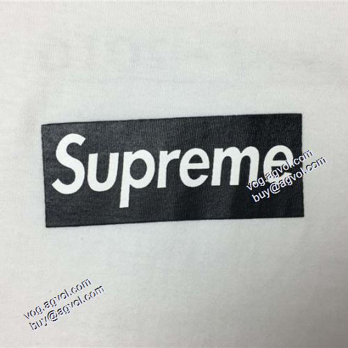シュプリーム SUPREME 半袖Tシャツ 2021秋冬 芸能人に愛用者続出 SUPREMEブランドスーパーコピー 快適な着心地