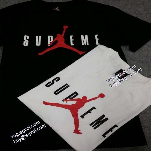 春夏に最も需要のある 2021秋冬 半袖Tシャツ シュプリーム Supreme 2色可選 SUPREMEブランドコピー 使い勝手抜群