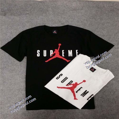 春夏に最も需要のある 2021秋冬 半袖Tシャツ シュプリーム Supreme 2色可選 SUPREMEブランドコピー 使い勝手抜群