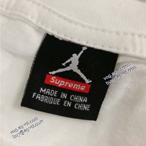春夏に最も需要のある 2021秋冬 半袖Tシャツ シュプリーム Supreme 2色可選 SUPREMEブランドコピー 使い勝手抜群