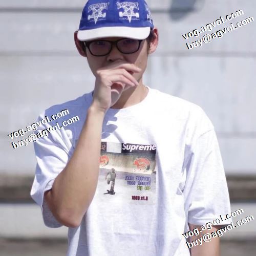 優しいフィット感 早くも完売している 2021春夏 シュプリーム SUPREME 半袖Tシャツ シュプリームコピーブランド 2色可選 お洒落に魅せる